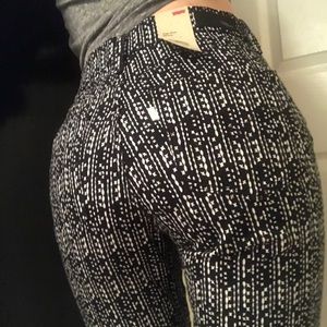 NWT Levis’s High Rise Skinny Jeans Size 27